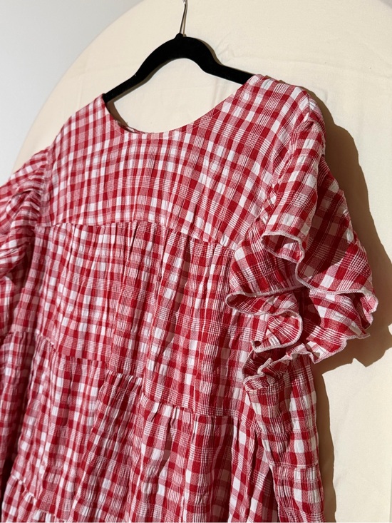 BloomChic Tops - BloomChic Red and White Gingham Ruffle Sleeve Top